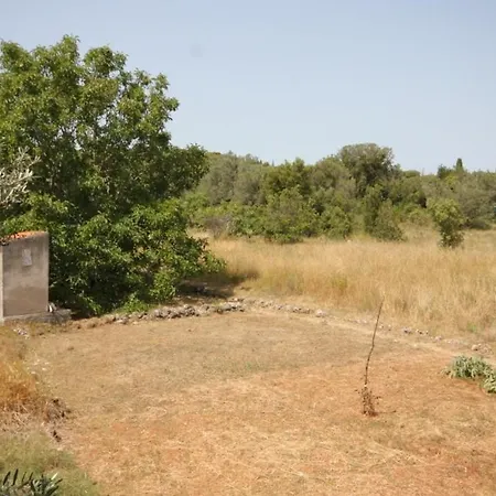 Apartment Apartments By The Sea Zdrelac, Pasman - 8287 Banj