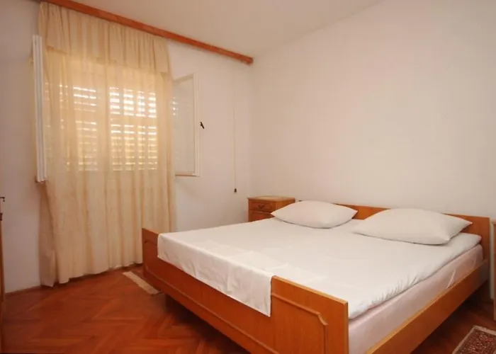 Apartment Apartments By The Sea Zdrelac, Pasman - 8287 *